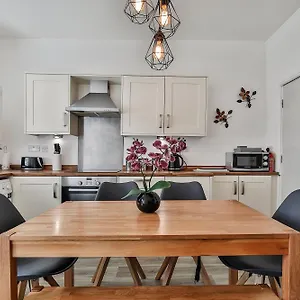 Holiday home Heart Of The City-flexi Cancellations-central Hub United Kingdom